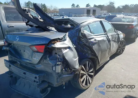 2022 Nissan Altima Platinum Intelligent Awd from USA, damaged, VIN 1N4BL4FW8NN302154
